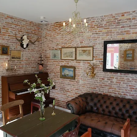 Hotel Fruens Vilje *